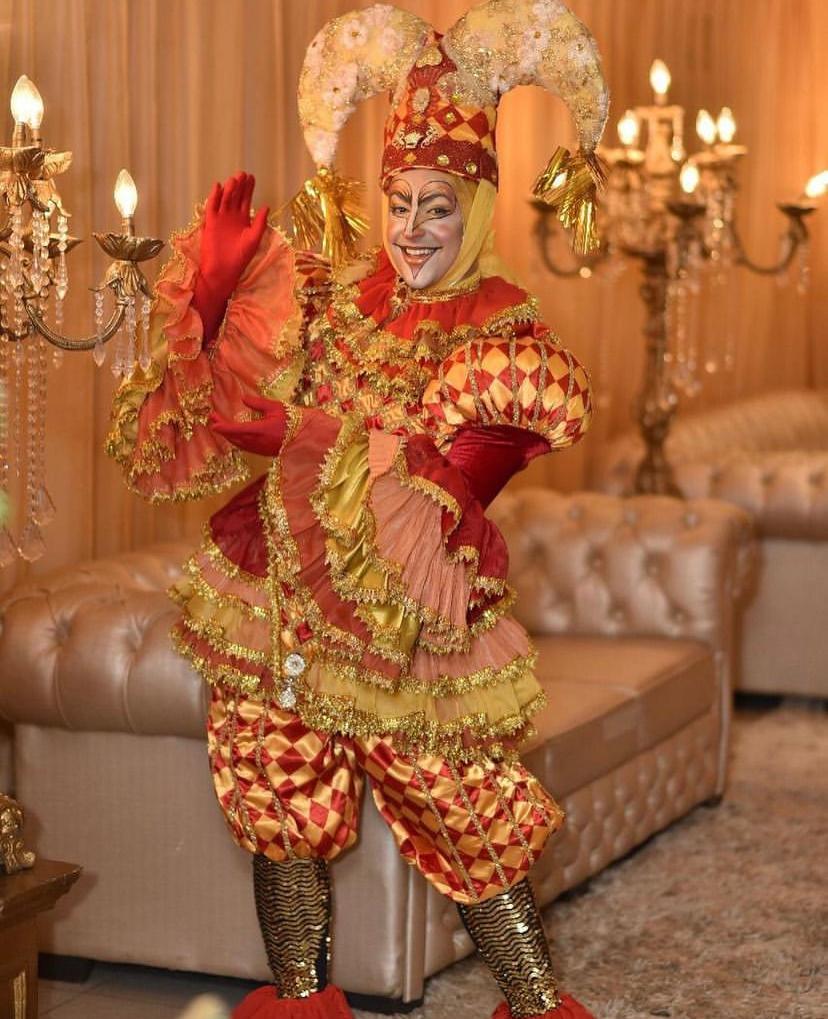 Vermelho e Dourado