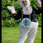 Coelho do Relógio — Personagem para Eventos GO